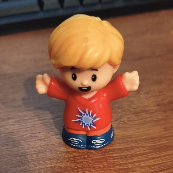 Set of 3 Fisher Price Little People - Neighborhood Figures / Community Helpers - Picture 10 of 14